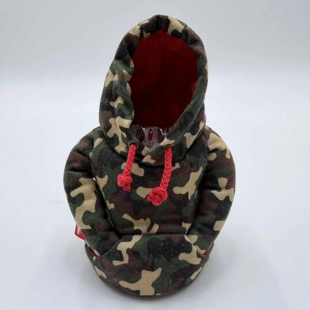 Puffin Drinkwear Camo Hoodie Beverage Insulator Can Cooler Koozie Green Red S